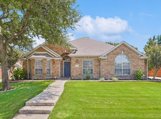 2713 Meadow Green Dr, Flower Mound, TX 75022