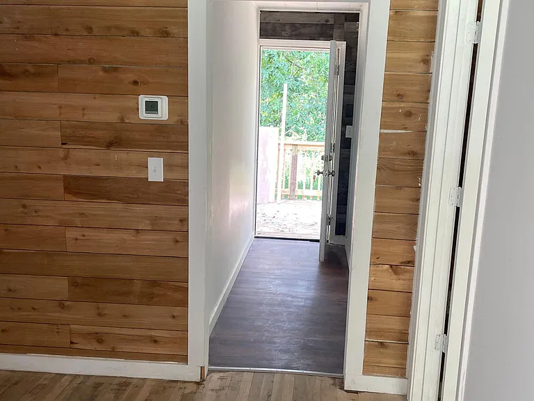 715 Corinth Rd — Photo 30