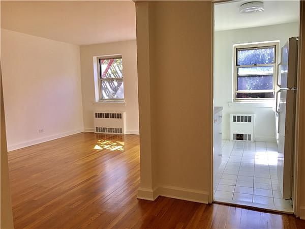 1st image of 13525 Hoover Ave APT 3L
