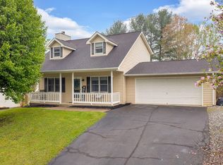 127 Hawk Ln, Gray, TN 37615