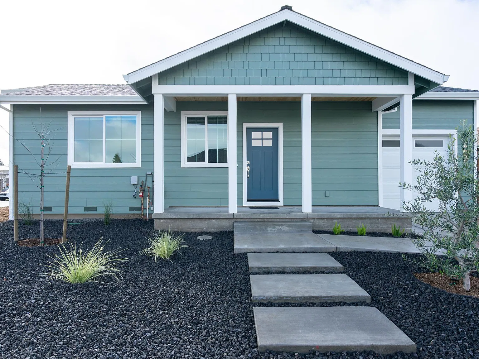 2 bed, 846 sqft, $2,700 — Photo 4