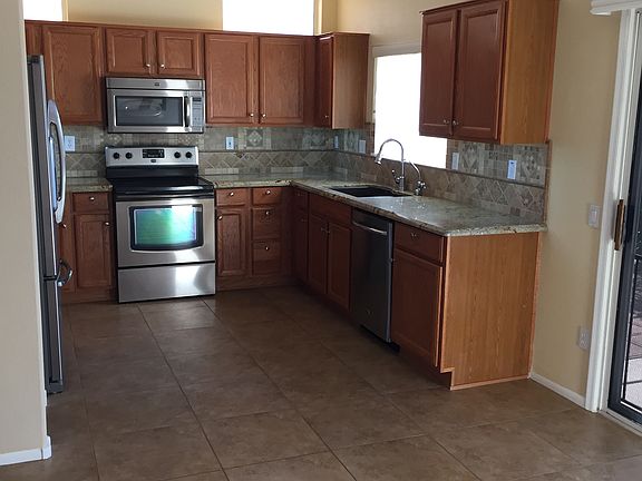 3rd image of 15309 W Via Montoya