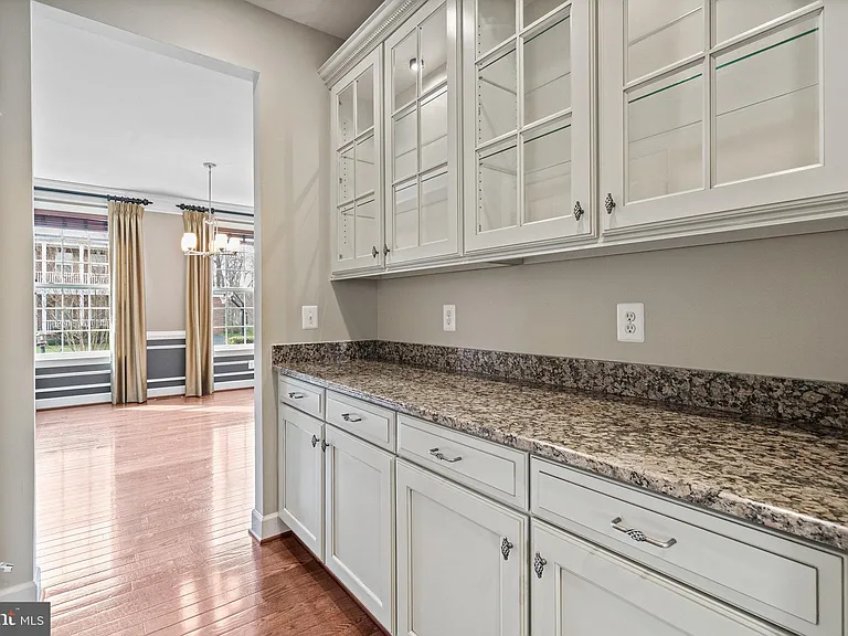 4561 Rona Pl — Photo 35
