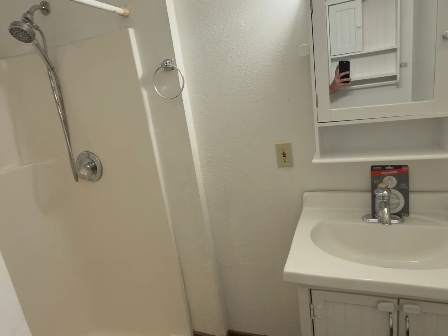 477 El Paso Blvd — Photo 3