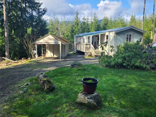 420 N Dow Mountain Drive, Hoodsport, WA 98548
