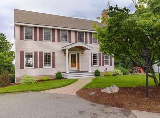 17 Colburn St, Burlington, MA 01803