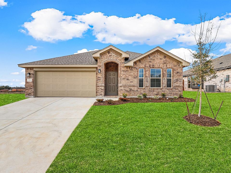 1st image of 1404 Dry Creek Dr