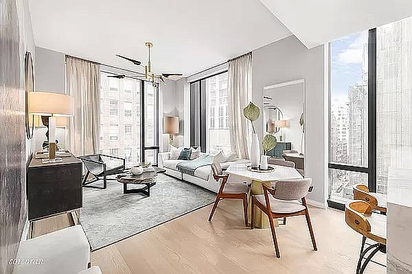 1st image of 277 5th Ave #19B