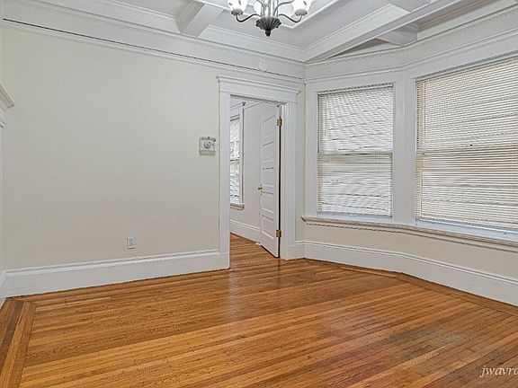 5th image of 2400 Van Ness Ave APT 11