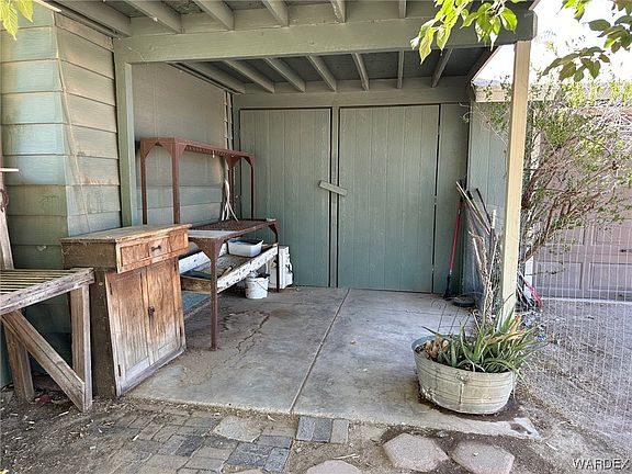 4th image of 1700 E Valley Drive