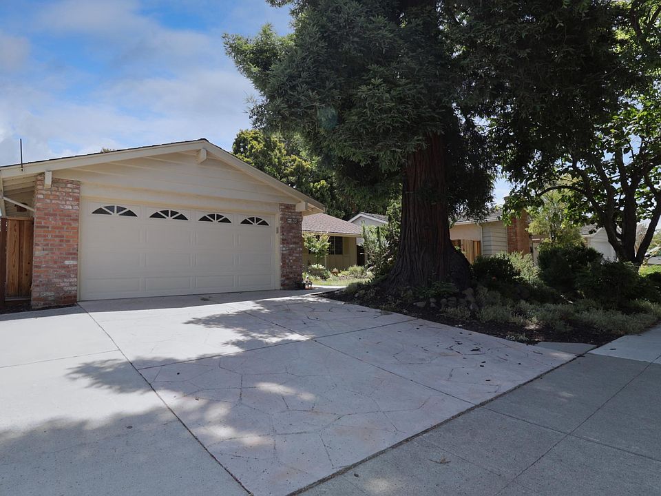 1st image of 860 Mangrove Ave