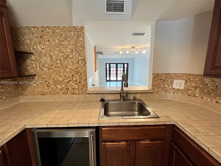 1187 NW 124th Ave #2204 — Photo 5