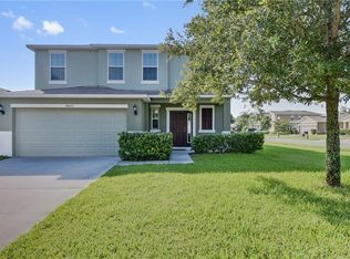 4873 Waters Gate Dr, Tavares, FL 32778