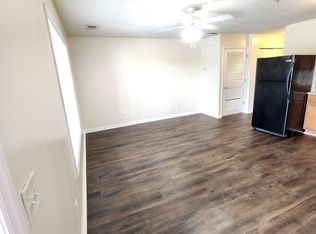 2305 E 14th St #10, Greenville, NC 27858