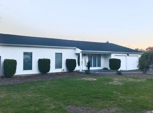 2 Yale Rd, East Patchogue, NY 11772