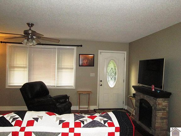 2nd image of 363 Longview Dr