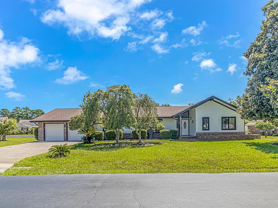 1st image of 1124 Plantation Dr.