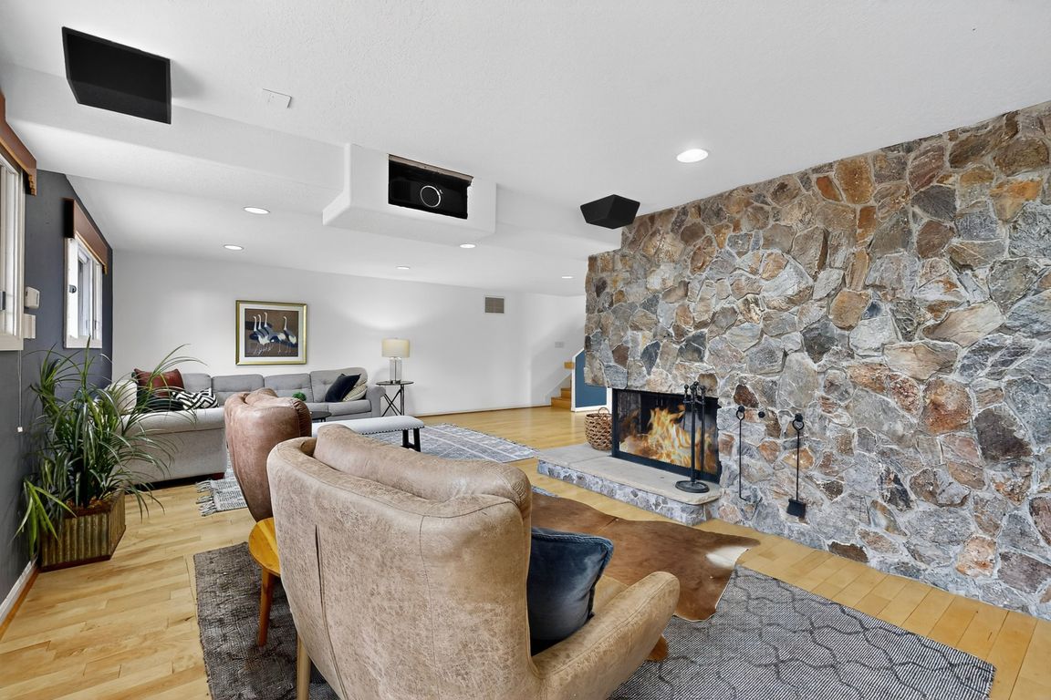 next background image