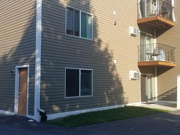 3rd image of 86 Waterman Ave APT 7