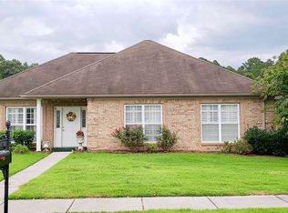 18 Grandwood Ln, Scottsboro, AL 35769