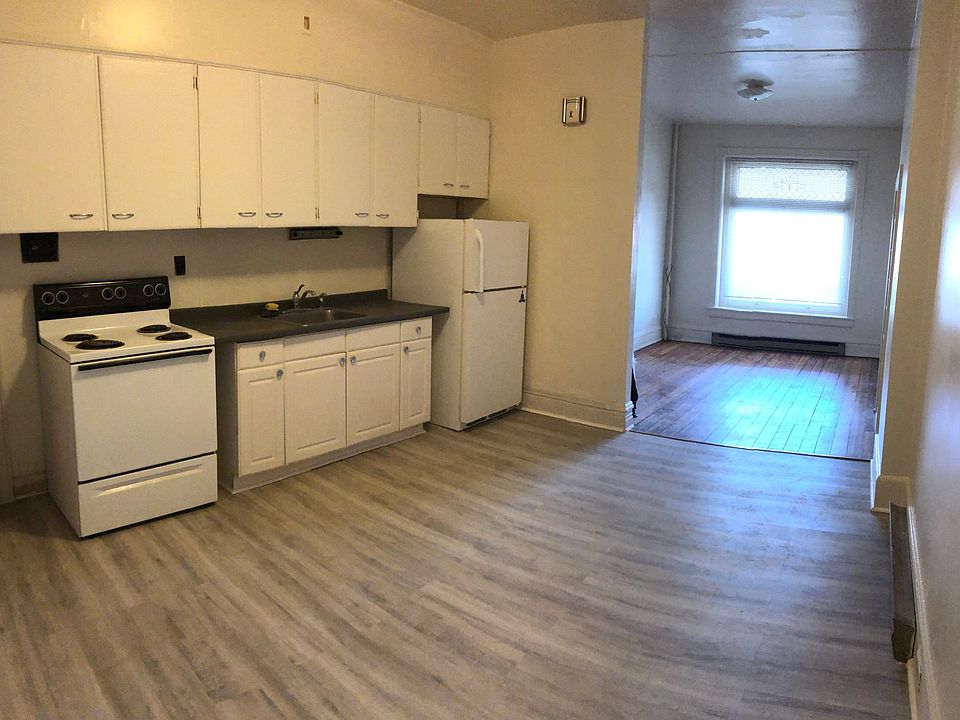 1st image of 134 S Madison St APT 1