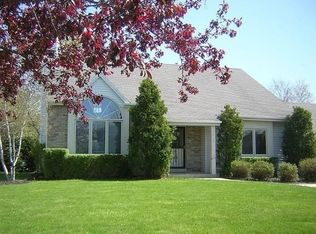 7416 S 38th St, Franklin, WI 53132