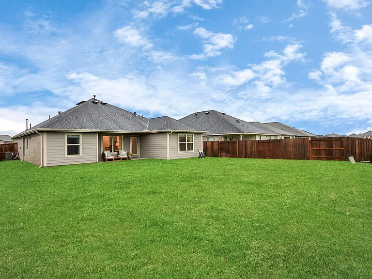 31703 Daisy Draper Ln — Photo 34