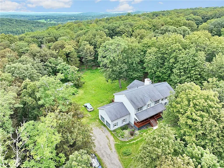 80 Old Quaker Hill Rd — Photo 25