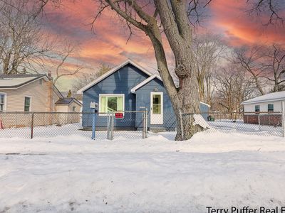 1208 Francis Ave, Muskegon, MI, 49442