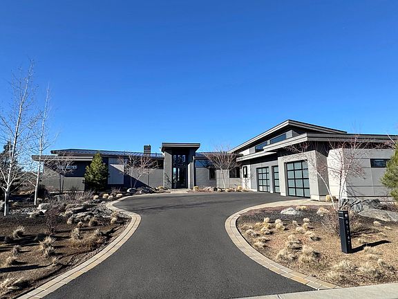 2nd image of 61747 Hosmer Lake Dr