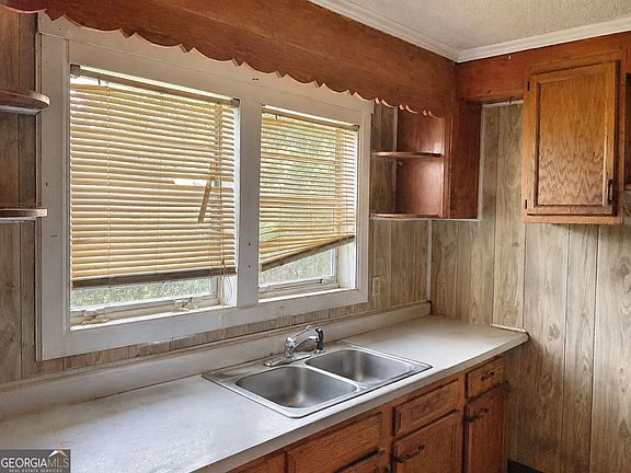 2nd image of 508 4th St NW