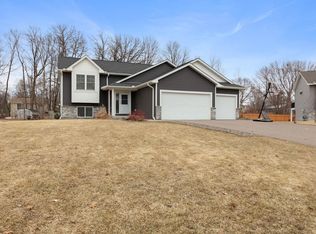 1856 Partridge Pl, Centerville, MN 55038