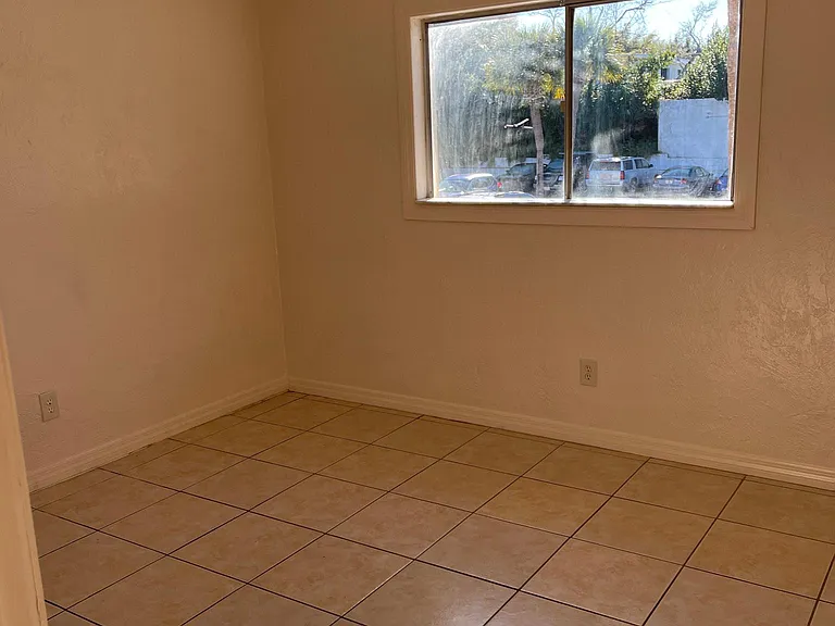 411 N Halifax Ave #204 — Photo 7