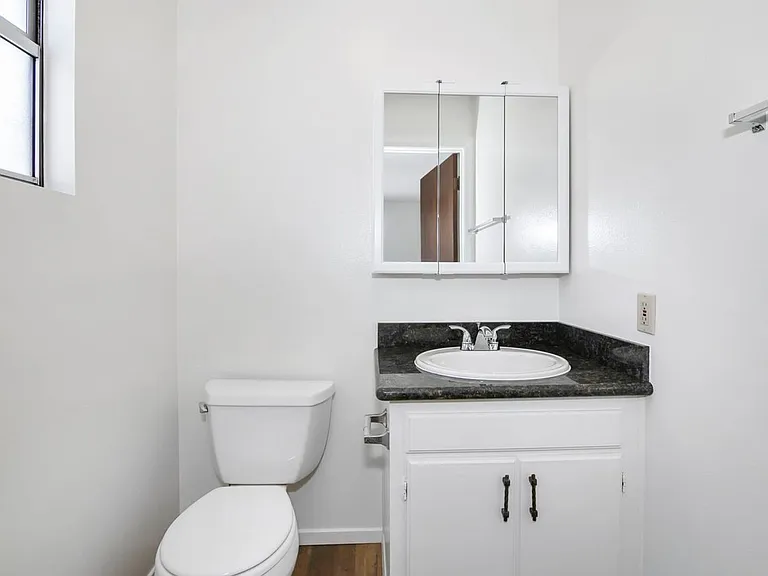 1150 Grand Ave #D — Photo 14