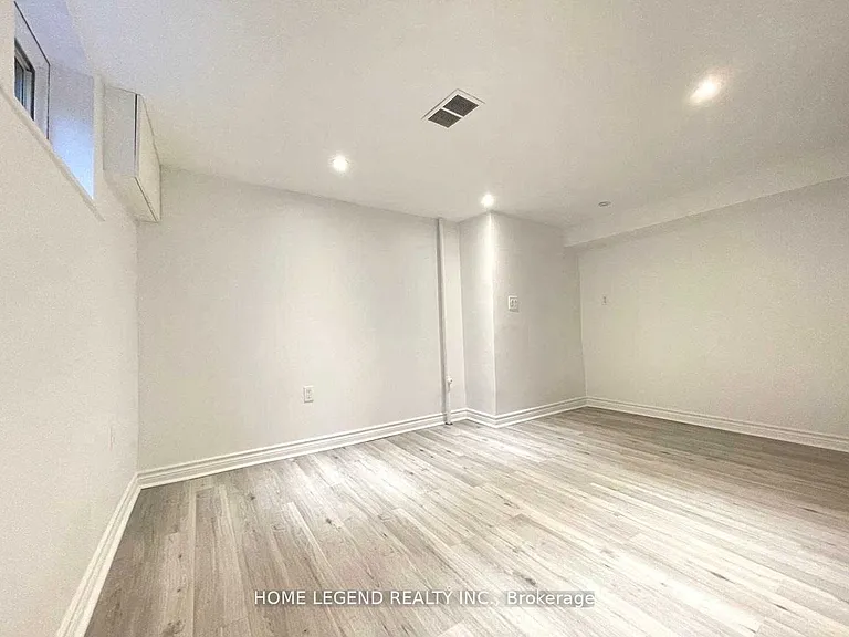 427 Taylor Mills Dr S #A — Photo 3