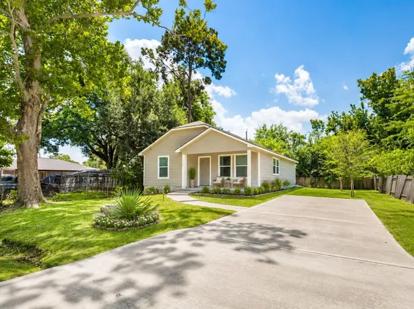 5824 Glen Lee Dr, Humble, TX 77396