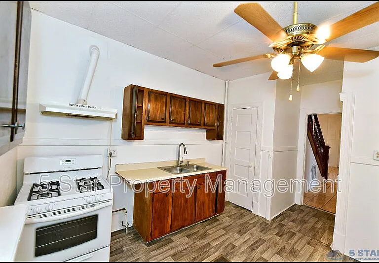 612 E Nevada Ave — Photo 18