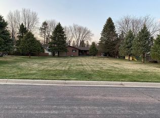 Hackberry St, Dawson, MN 56232