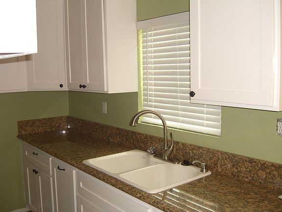 3rd image of 4541 College View Ave