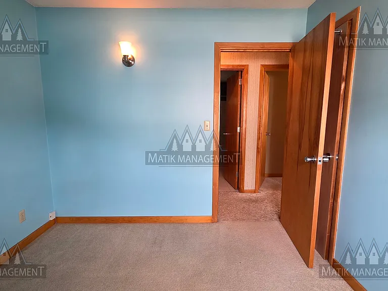 208 3rd St SW — Photo 32