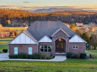 2701 Boston Chase Rd, Kodak, TN 37764