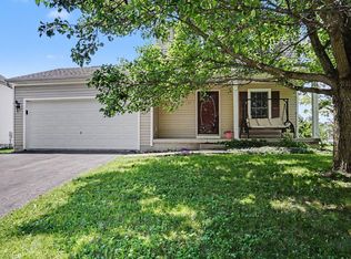 377 Cobblestone Dr, Delaware, OH 43015
