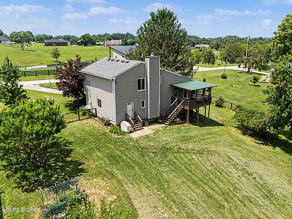 3rd image of 216 Shakeland Dr