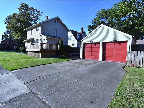 3rd image of 409 Hazelwood Ave SE