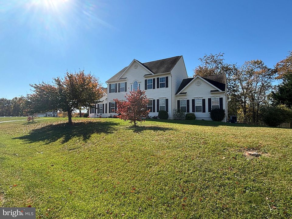 118 Rippling Waters Way, Falling Waters, WV 25419 | Zillow