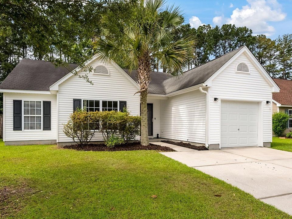1st image of 120 Avonshire Dr