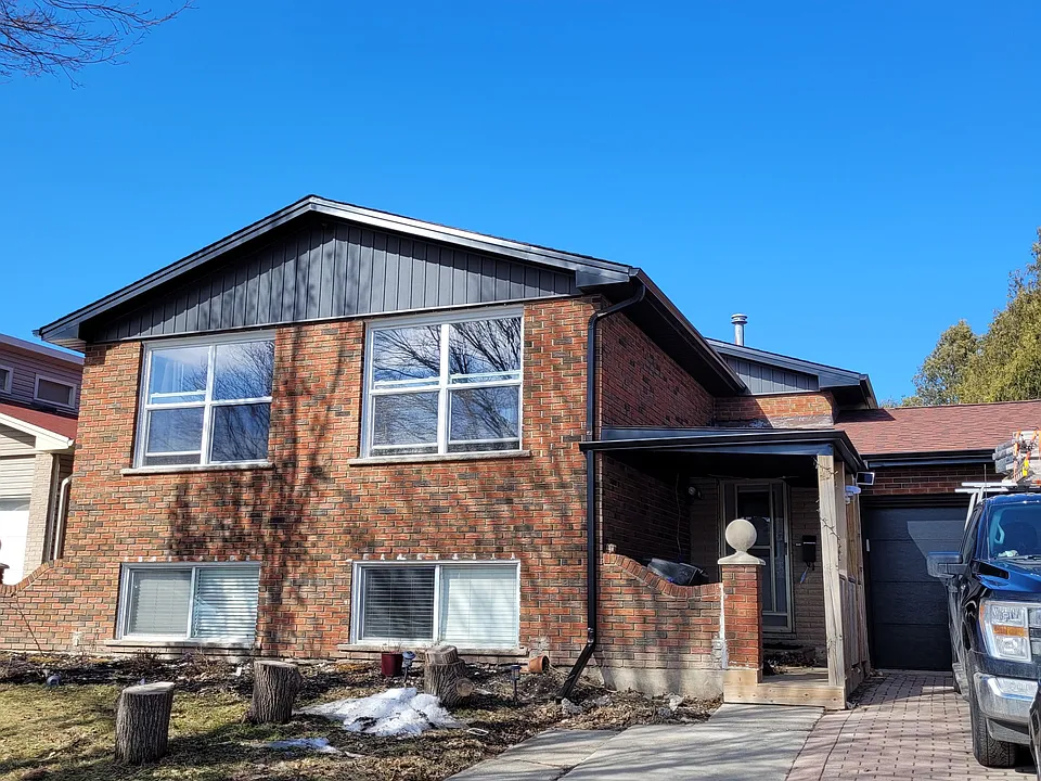 53 Tumbleweed Cres #1