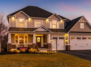 1700 Stevensan Dr, Sewickley, PA 15143