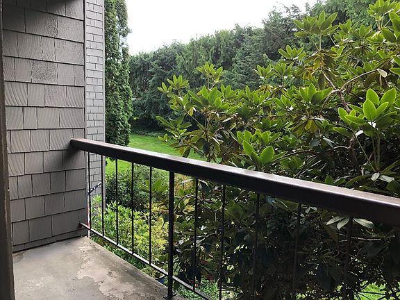 5th image of 6479 137th Ave NE APT 362