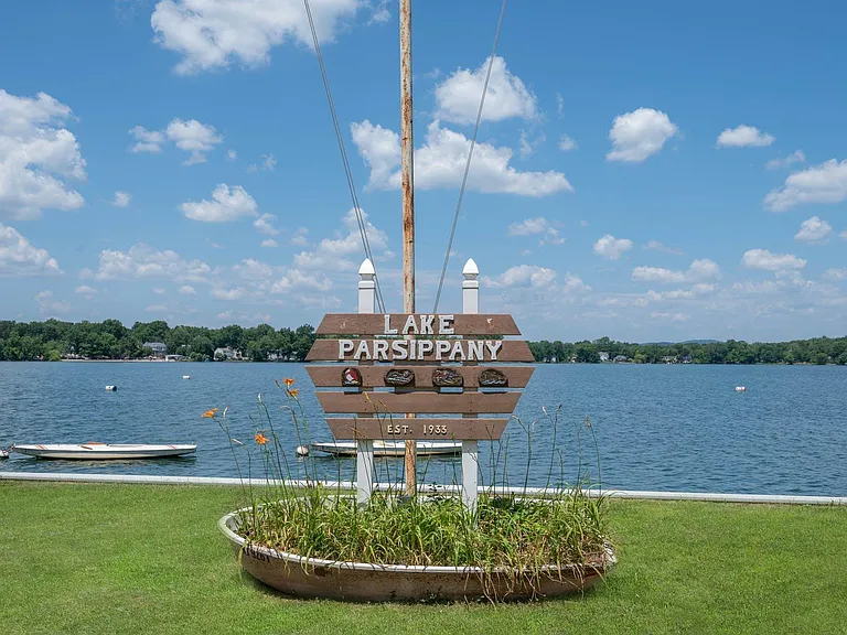 859 Lake Shore Dr — Photo 34